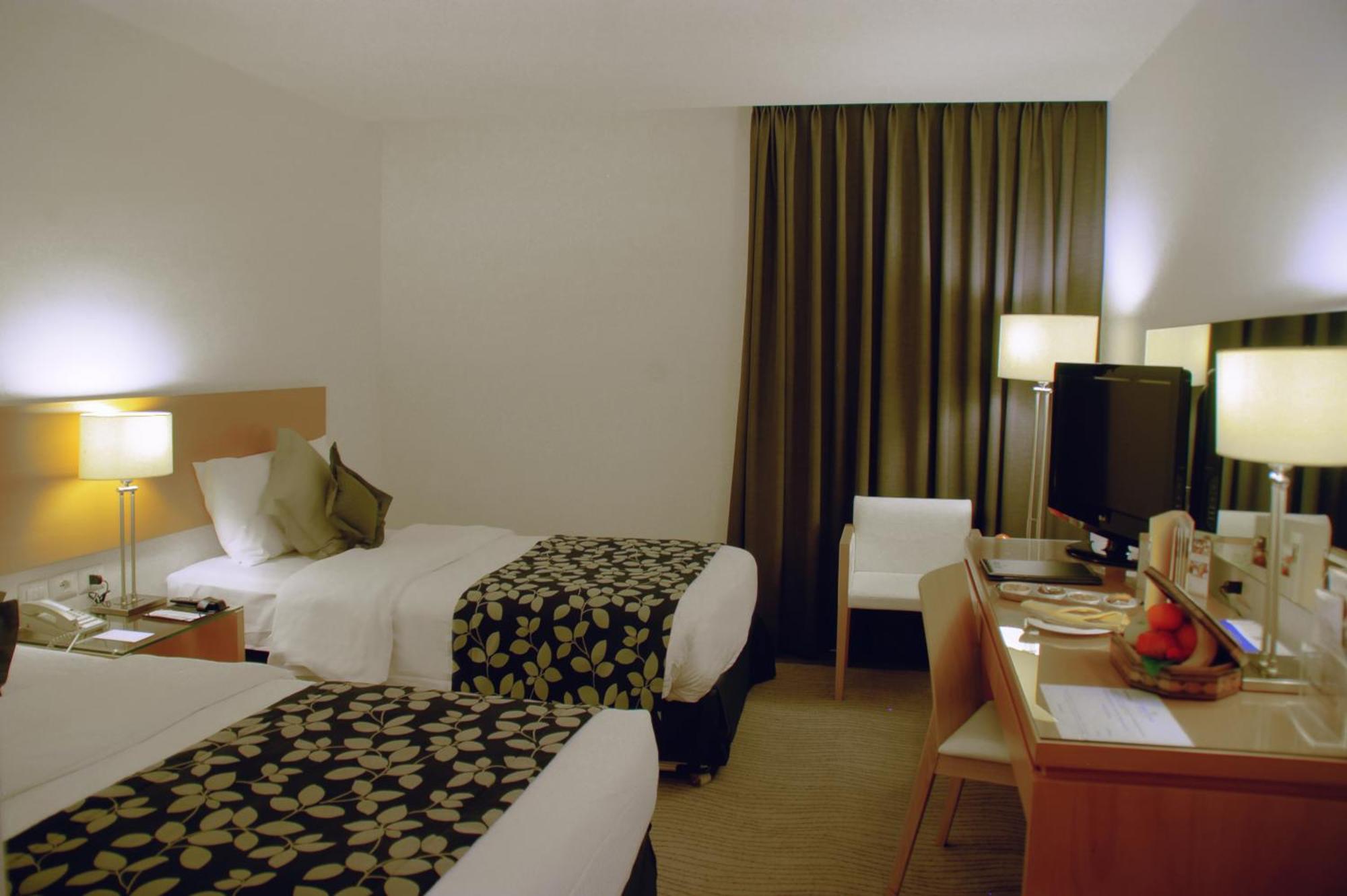 Amman Airport Hotel Al Qastal Ngoại thất bức ảnh