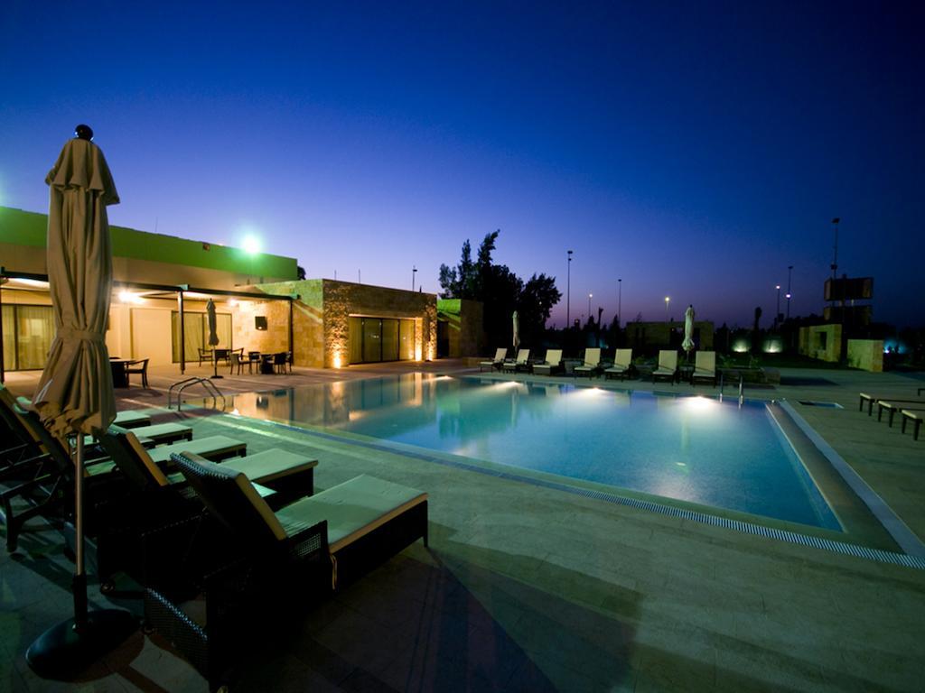 Amman Airport Hotel Al Qastal Ngoại thất bức ảnh